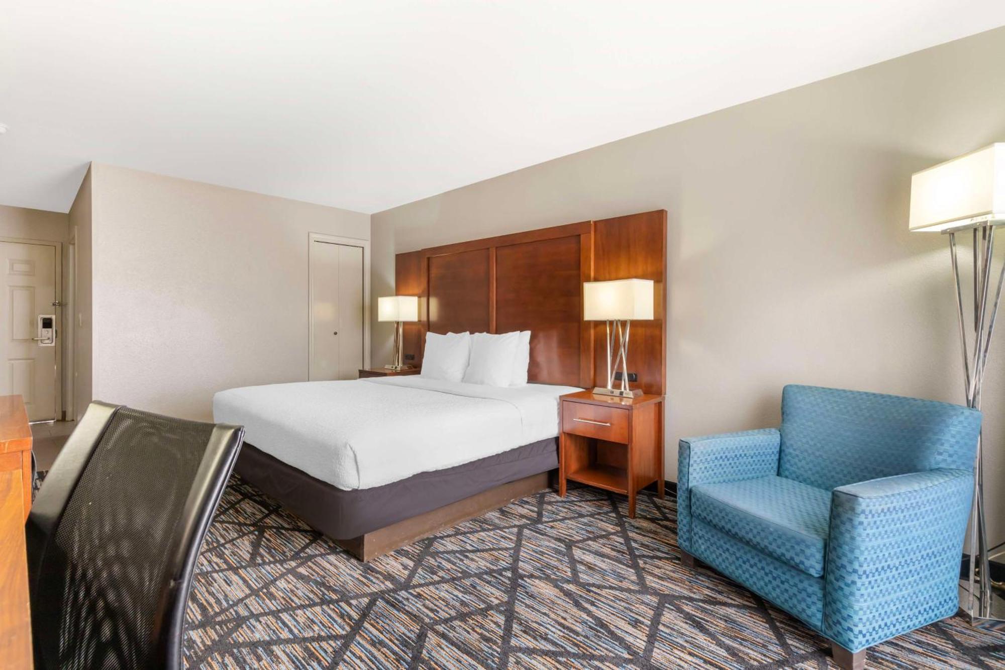 Best Western Near Lackland Afb Seaworld Сан-Антонио Экстерьер фото